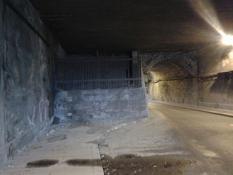 Datei:Az-m-df Weg M durch 04.jpg