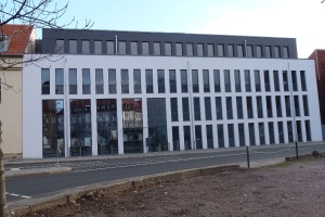 Bgm-W-Str Bü amt 09.JPG