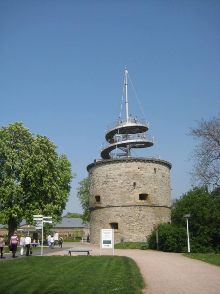 Datei:CyriaksburgTurm.jpg