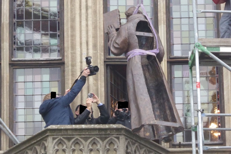 Datei:F-m R-hs Fig Luth 10.jpg