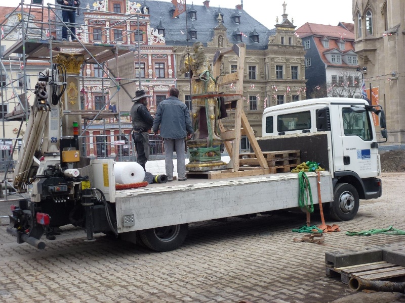 Datei:F mkt Röm De-mont 07.JPG