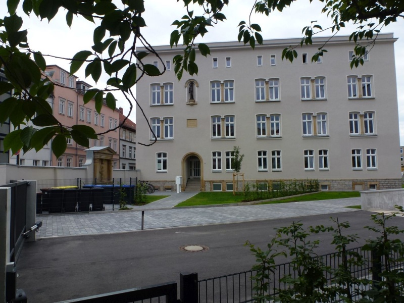 Datei:KKH H-Eing li Geb 09.jpg