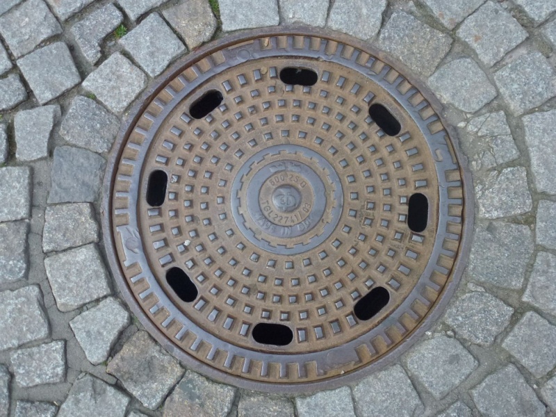 Datei:Krämerbrücke 2 2013 07 08.JPG