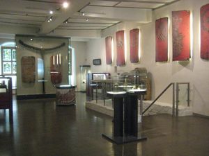 MittelhalleTolle Jahre.JPG