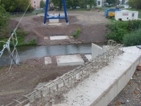 Pap-st F-br v West 02.jpg