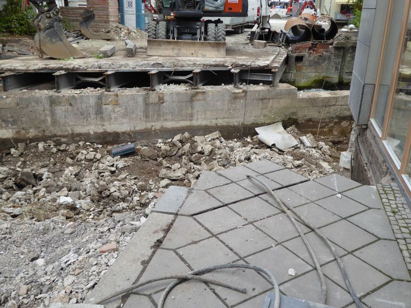 Datei:R-hs br W v W re 02.jpg