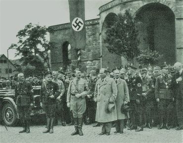 SauckelHitlerDom1933.jpg