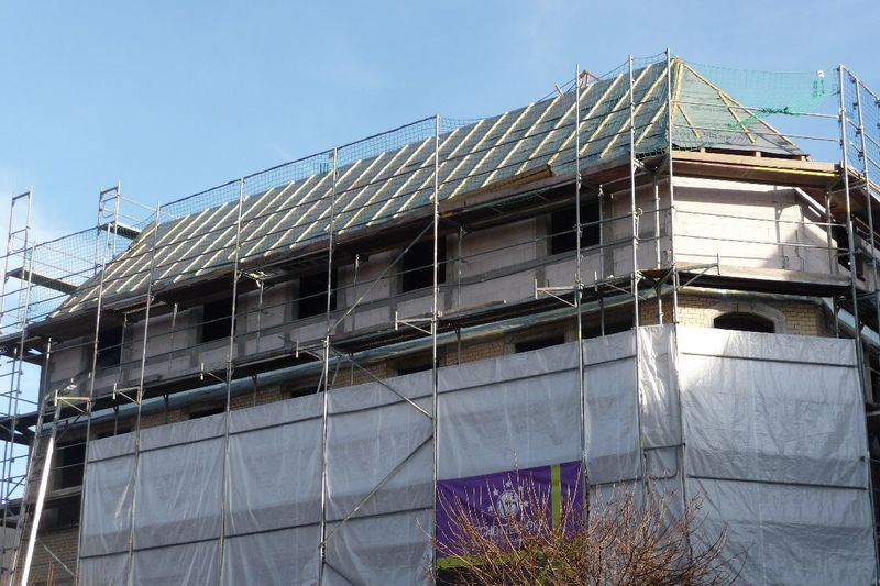 Datei:Sch höfe Eckhaus 05.JPG