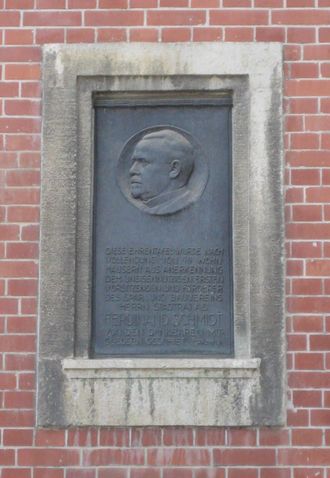 SchmidtGedenktafel.JPG