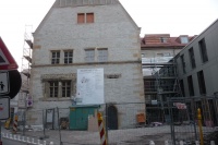 UNI Giebel Süd 01.JPG