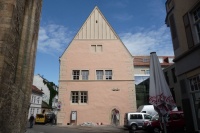 UNI Giebel Süd 05.JPG