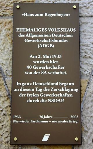 Volkshaus1a.jpg