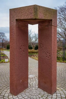 Mainzgarten.Denkmal.jpg